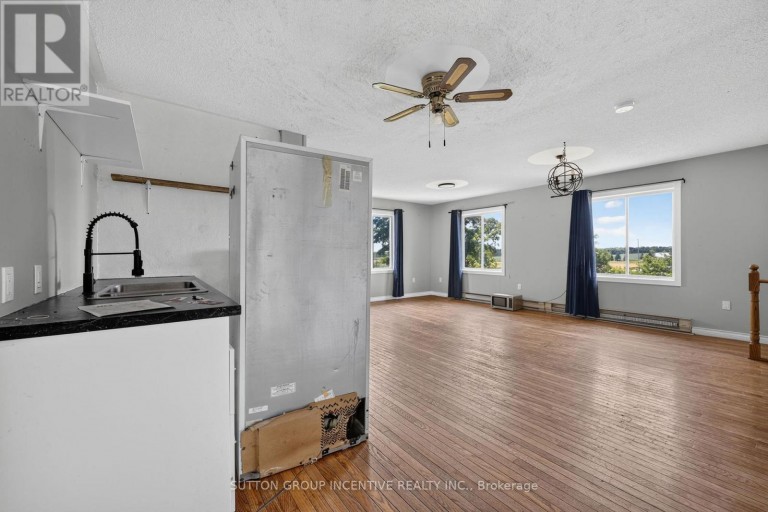 160 LAFONTAINE ROAD W, Tiny, Ontario, L9M0H1