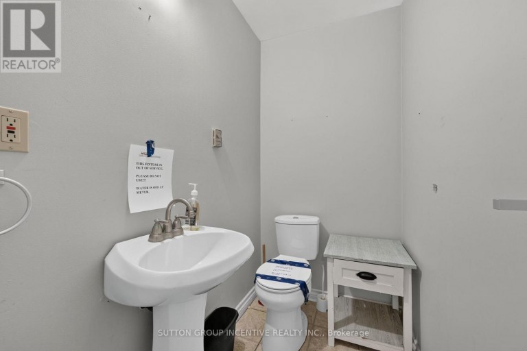 160 LAFONTAINE ROAD W, Tiny, Ontario, L9M0H1