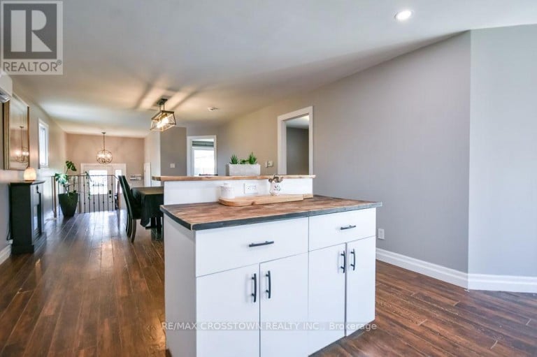461 BARNES AVENUE, Tay (Port McNicoll), Ontario, L0K1R0