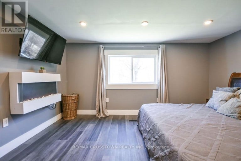 461 BARNES AVENUE, Tay (Port McNicoll), Ontario, L0K1R0