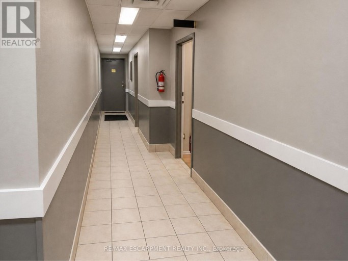 7 - 662 FENNELL AVENUE E, Hamilton (Burkholme), Ontario, L8V1V1