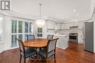 112 MULHOLLAND DRIVE Vaughan (Beverley Glen) Ontario photo 12