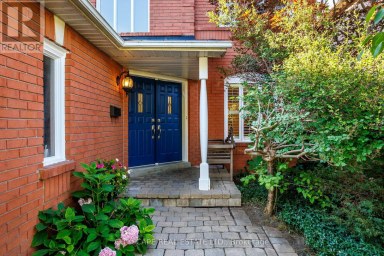 112 MULHOLLAND DRIVE Vaughan (Beverley Glen) Ontario photo 4