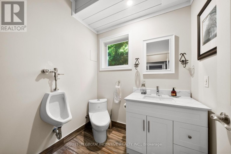 1277 SUNNIDALE ROAD, Springwater, Ontario, L4M4S4