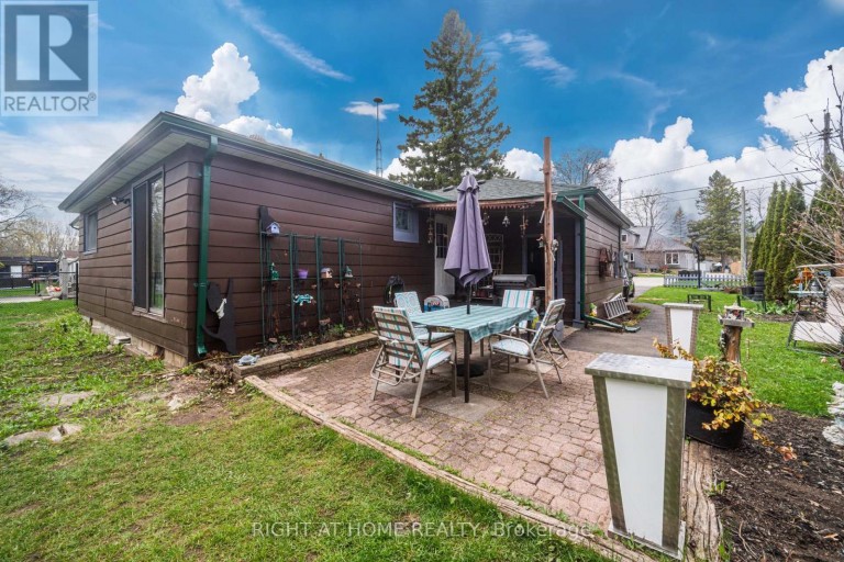 1007 FERRIER AVENUE, Innisfil (Lefroy), Ontario, L0L1W0