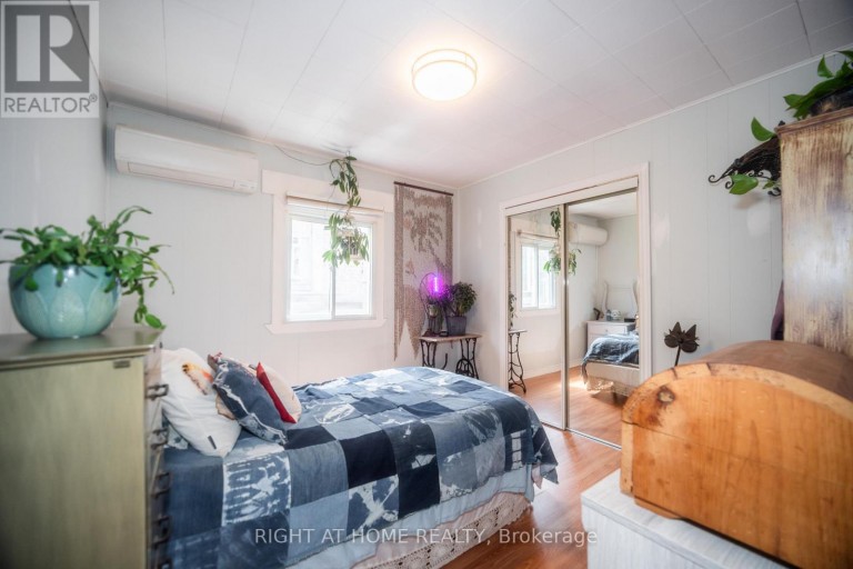 1007 FERRIER AVENUE, Innisfil (Lefroy), Ontario, L0L1W0