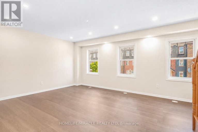 22 CROSSBILL ROAD, Brampton (Northwest Brampton), Ontario, L7A0S5