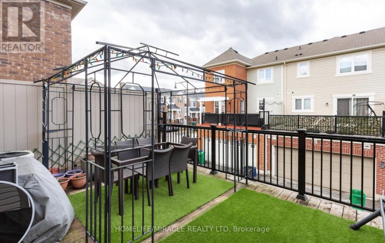 22 CROSSBILL ROAD, Brampton (Northwest Brampton), Ontario, L7A0S5