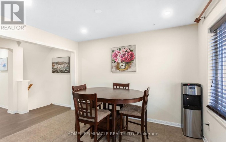 22 CROSSBILL ROAD, Brampton (Northwest Brampton), Ontario, L7A0S5