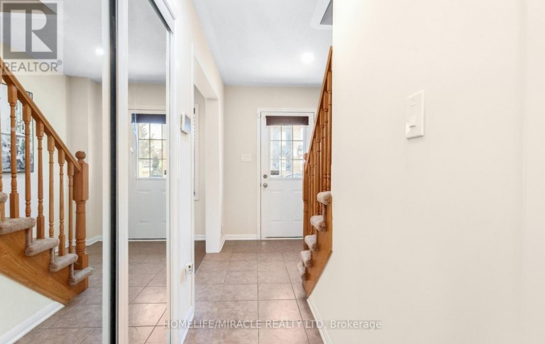 22 CROSSBILL ROAD, Brampton (Northwest Brampton), Ontario, L7A0S5