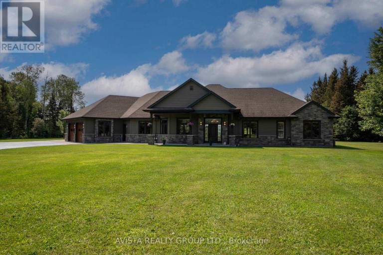 2422 BROADWAY AVE, Thunder Bay (Rosslyn Road), Ontario, P7K1K7