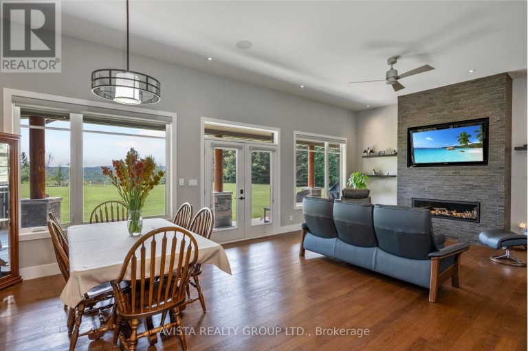 2422 BROADWAY AVE, Thunder Bay (Rosslyn Road), Ontario, P7K1K7
