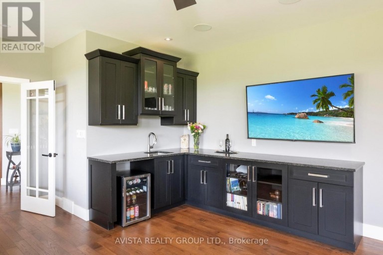 2422 BROADWAY AVE, Thunder Bay (Rosslyn Road), Ontario, P7K1K7