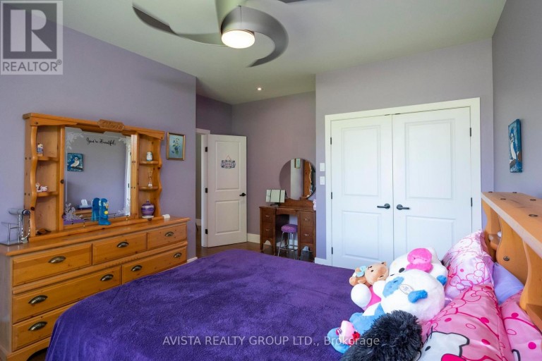 2422 BROADWAY AVE, Thunder Bay (Rosslyn Road), Ontario, P7K1K7
