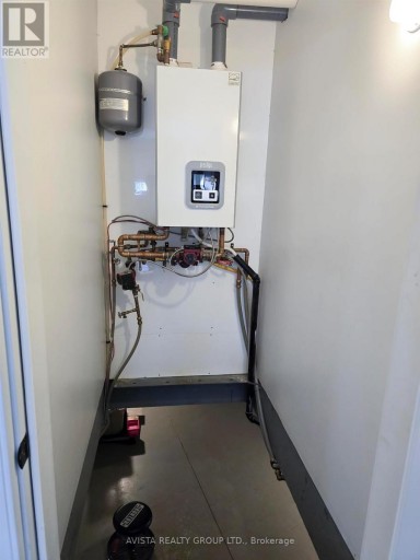 2422 BROADWAY AVE, Thunder Bay (Rosslyn Road), Ontario, P7K1K7
