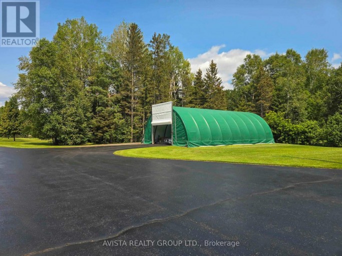 2422 BROADWAY AVE, Thunder Bay (Rosslyn Road), Ontario, P7K1K7