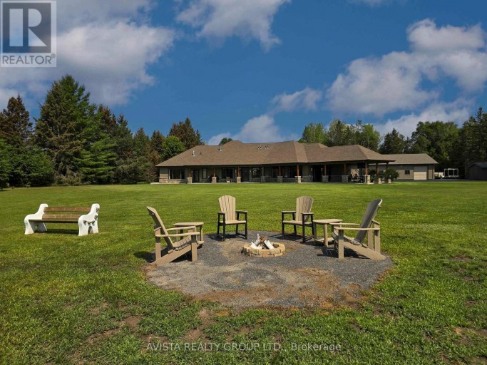 2422 BROADWAY AVE, Thunder Bay (Rosslyn Road), Ontario, P7K1K7