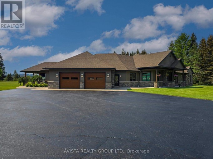 2422 BROADWAY AVE, Thunder Bay (Rosslyn Road), Ontario, P7K1K7
