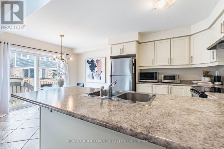 1239 MULRONEY HEIGHTS, Milton (FO Ford), Ontario, L9E1G1