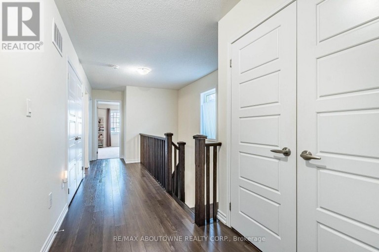 1239 MULRONEY HEIGHTS, Milton (FO Ford), Ontario, L9E1G1
