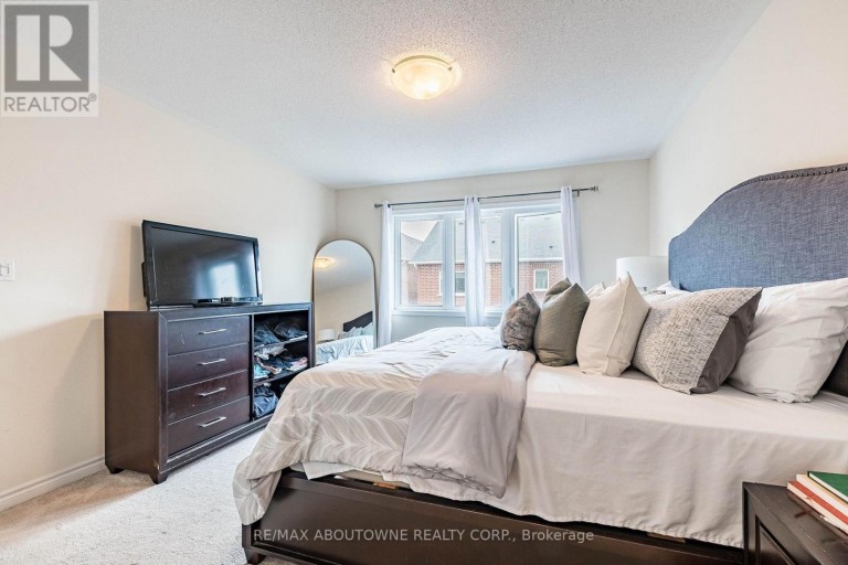 1239 MULRONEY HEIGHTS, Milton (FO Ford), Ontario, L9E1G1