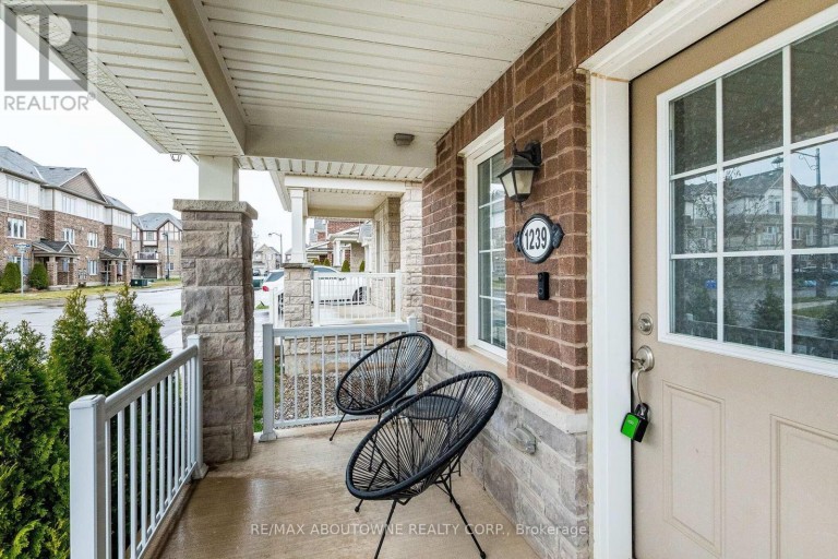1239 MULRONEY HEIGHTS, Milton (FO Ford), Ontario, L9E1G1