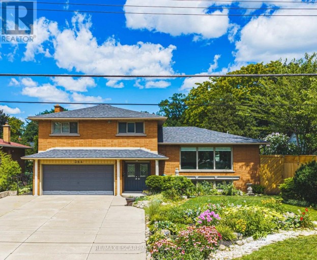 364 FENNELL AVENUE W, Hamilton (Buchanan), Ontario, L9C1G4