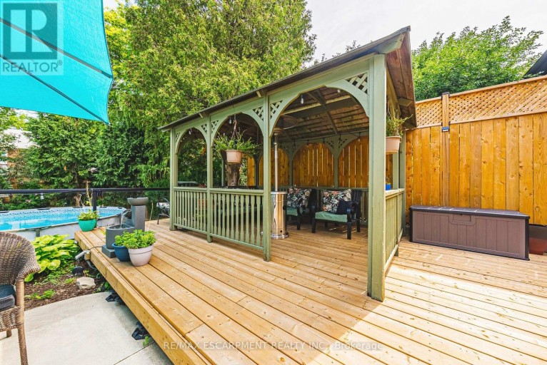 364 FENNELL AVENUE W, Hamilton (Buchanan), Ontario, L9C1G4