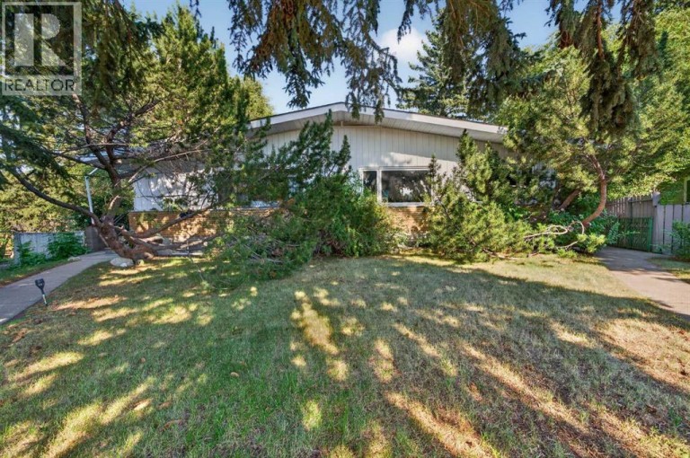 14 Rosetree Crescent NW, Calgary, Alberta, T2K1M9