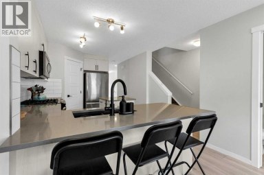 162 Chinook Gate Boulevard SW Airdrie Alberta photo 12