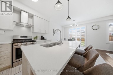 109 LONGBOAT RUN Brantford Ontario photo 10