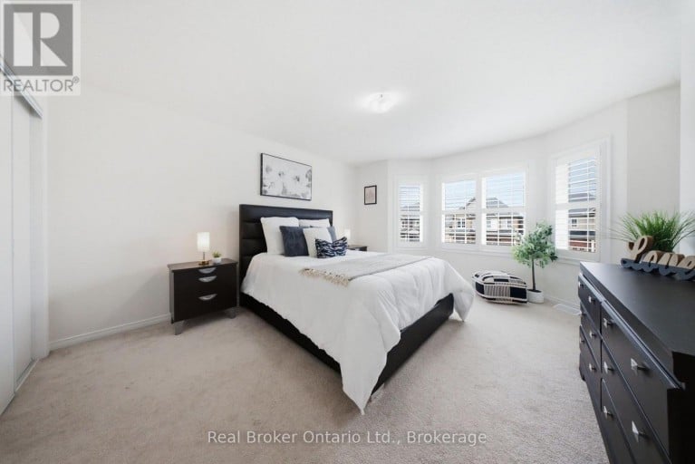109 LONGBOAT RUN, Brantford, Ontario, N3T0R8