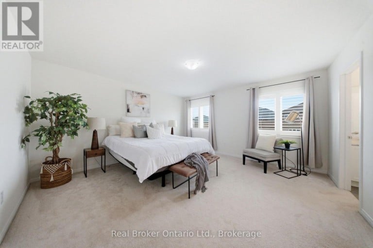 109 LONGBOAT RUN, Brantford, Ontario, N3T0R8