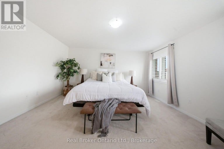 109 LONGBOAT RUN, Brantford, Ontario, N3T0R8