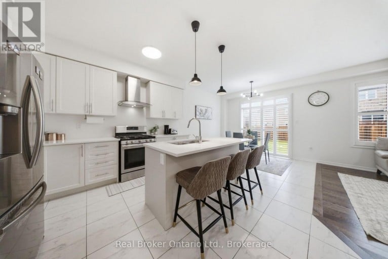 109 LONGBOAT RUN, Brantford, Ontario, N3T0R8