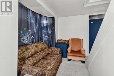 19 - 178 GRULKE STREET Kitchener Ontario photo 23