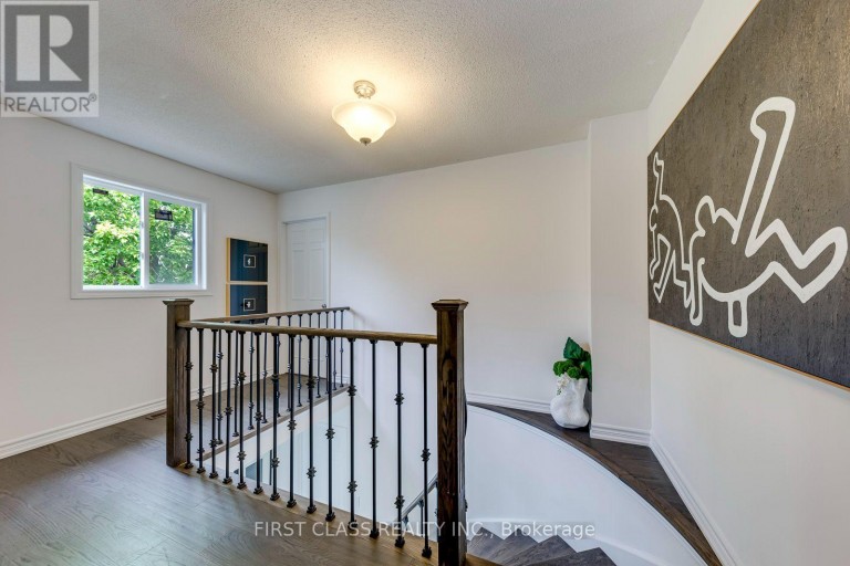 27 ALTON TOWERS CIRCLE, Toronto (Milliken), Ontario, M1V3T2