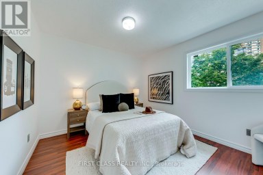 27 ALTON TOWERS CIRCLE Toronto (Milliken) Ontario photo 17