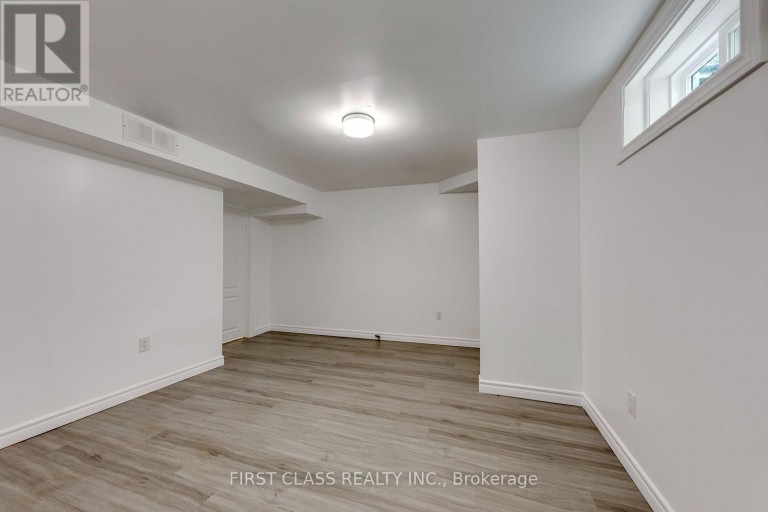 27 ALTON TOWERS CIRCLE, Toronto (Milliken), Ontario, M1V3T2