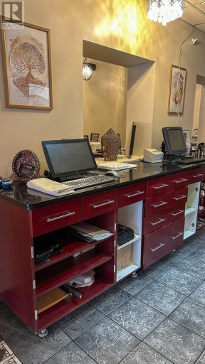 141 WYNDHAM ST NORTH STREET, Guelph (Downtown), Ontario, N1H4E9