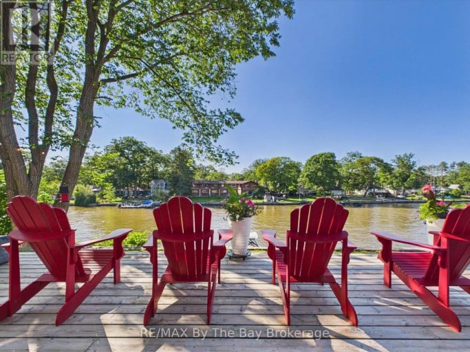 2056 RIVER ROAD W, Wasaga Beach, Ontario, L9Z2W1