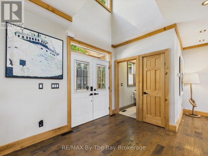 2056 RIVER ROAD W, Wasaga Beach, Ontario, L9Z2W1