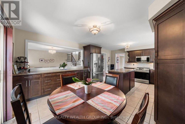 32 REYNOLDS LANE, Barrie (Edgehill Drive), Ontario, L4N0P9