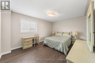 32 REYNOLDS LANE Barrie (Edgehill Drive) Ontario photo 24