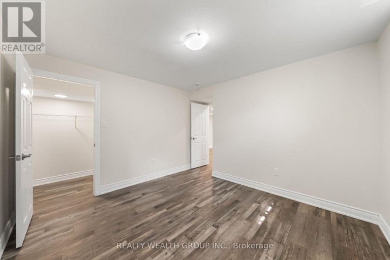 32 REYNOLDS LANE, Barrie (Edgehill Drive), Ontario, L4N0P9