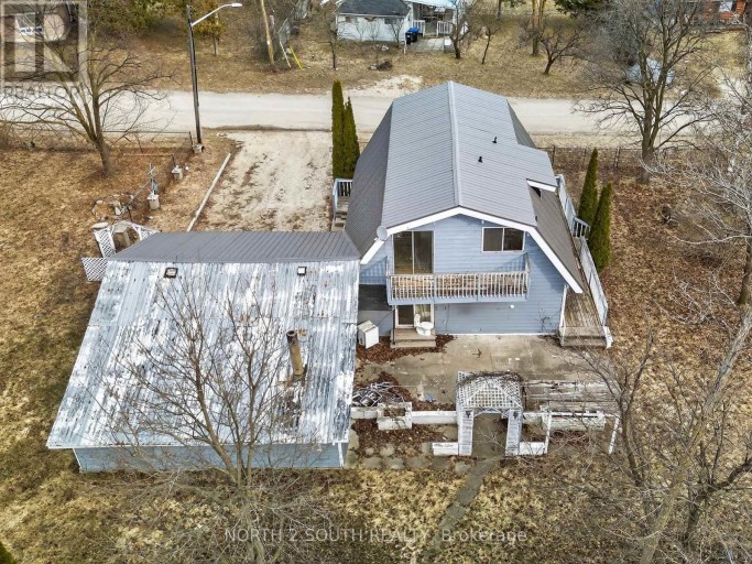 13 BAYVIEW AVENUE, Wasaga Beach, Ontario, L9Z2Y6