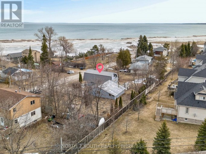 13 BAYVIEW AVENUE, Wasaga Beach, Ontario, L9Z2Y6