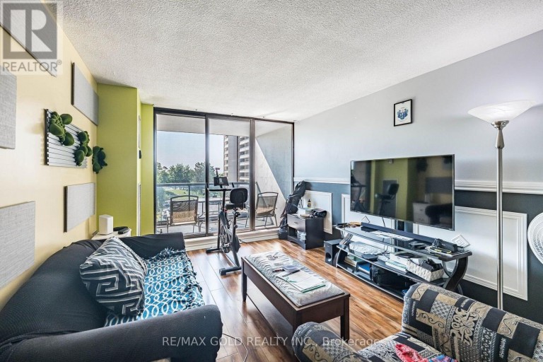 407 - 21 KNIGHTSBRIDGE ROAD, Brampton (Queen Street Corridor), Ontario, L6T3Y1