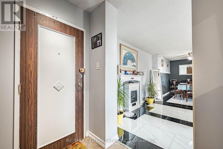 407 - 21 KNIGHTSBRIDGE ROAD, Brampton (Queen Street Corridor), Ontario, L6T3Y1
