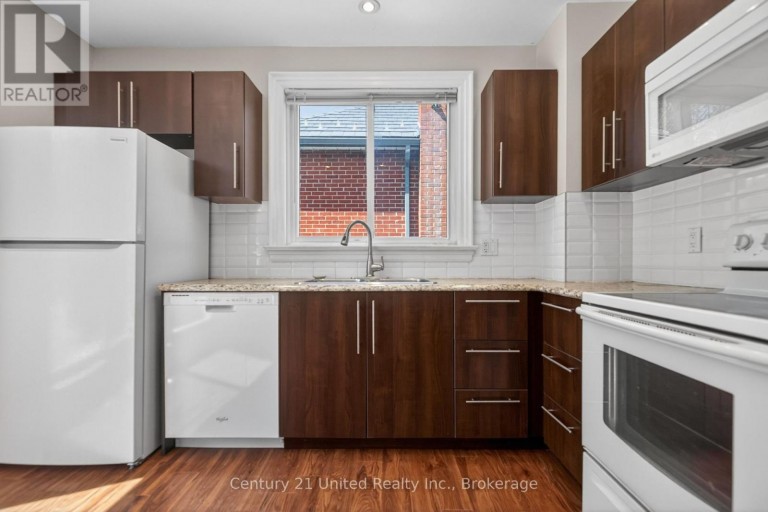 810 BYRON STREET S, Whitby (Downtown Whitby), Ontario, L1N4R8